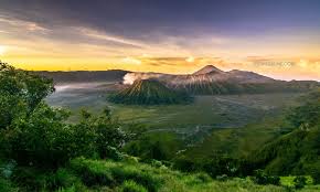 Eksplorasi Wisata Pegunungan Indonesia 2025: Keindahan Alam dan Petualangan Tak Terlupakan