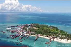Tren Wisata Alam Indonesia 2025: Destinasi Favorit, Inovasi, dan Fokus Keberlanjutan