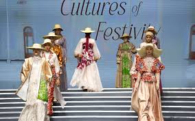 Mode Indonesia 2025: Dominasi Modest Wear, Inovasi Streetwear, dan Gelombang Sustainable Fashion