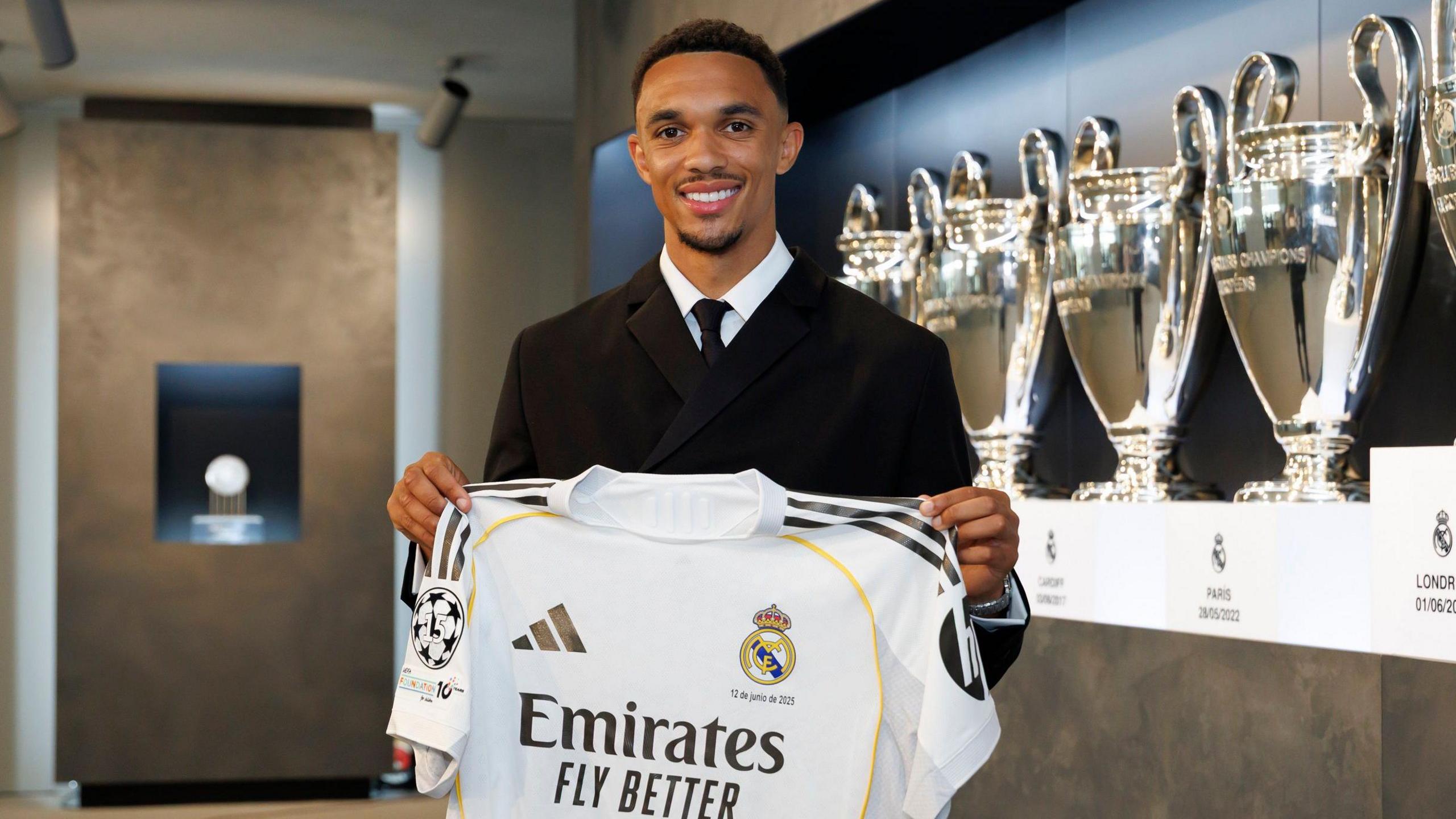 Trent Alexander-Arnold di Real Madrid 2025: Adaptasi, Peran Baru, dan Tantangan di Santiago Bernabéu